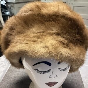 NEWS BOY FUR HAT. VERY UNIQUE.